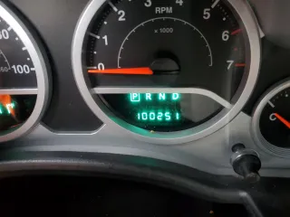 2007 Jeep Wrangler Unlimited Rubicon with VIN 1J8GA69147L113994, listed as a Copart auction lot 86544434 with 100,251 mi miles and Salvage title. Bid and sale history available at DreamBid. Image 9.
