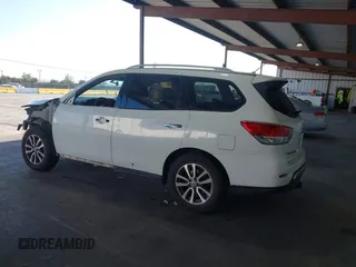 2016 Nissan Pathfinder S with VIN 5N1AR2MMXGC641602, listed as a IAAI auction lot 42174567 with 132,840 mi miles and . Bid and sale history available at DreamBid. Image 3.