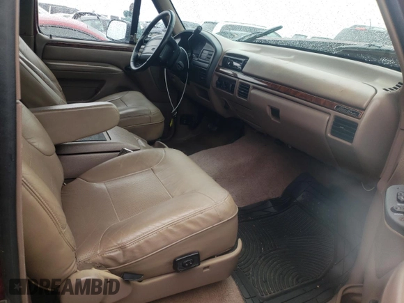 1996 Ford Bronco Custom with VIN 1FMEU15H7TLB67016, listed as a Copart auction lot 43911765 with 150,183 mi miles and Salvage Title. Bid and sale history available at DreamBid. Image 10.
