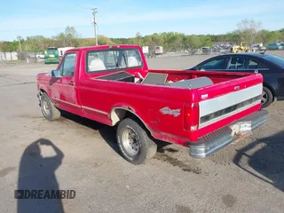 1996 Ford F-150 with VIN 1FTEF14NXTLB10783, listed as a IAAI auction lot 42111026 with 326,013 mi miles and . Bid and sale history available at DreamBid. Image 3.