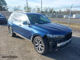 2020 BMW X7 xDrive40i with VIN 5UXCW2C06L9C38374, listed as a IAAI auction lot 40822950 with 39,358 mi miles. Bid and sale history available at carsss.com. Image 1.