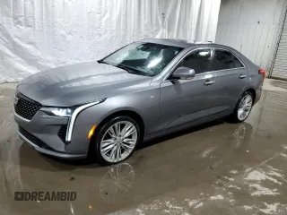 2021 Cadillac CT4 Premium Luxury z VIN 1G6DF5RK4M0134262, wystawiony jako Copart lot #56529615 z przebiegiem 61 324 mil mil oraz Tytuł czysty. Historia ofert i sprzedaży dostępna na DreamBid. Obrazek 1.