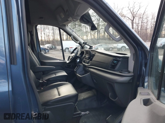 2023 Ford Transit Cargo z VIN 1FTBR3X86PKA19968, wystawiony jako IAAI lot #41587524 z przebiegiem 44 987 mil mil oraz . Historia ofert i sprzedaży dostępna na DreamBid. Obrazek 5.