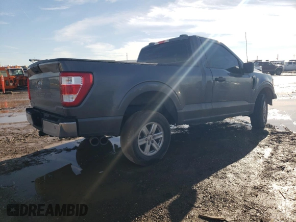 2023 Ford F-150 XL with VIN 1FTMF1C50PKF62668, listed as a Copart auction lot 88860525 with 20,170 mi miles and Salvage Title. Bid and sale history available at carsss.com. Image 3.