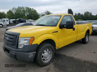 2011 Ford F-150 XL z VIN 1FTMF1CM1BKD23906, wystawiony jako Copart lot #67158115 z przebiegiem 152 570 mil mil oraz Czysty tytuł • Clean title. Historia ofert i sprzedaży dostępna na DreamBid. Obrazek 1.