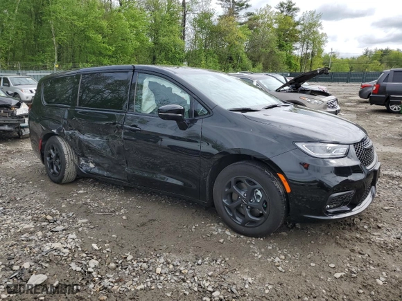 2023 Chrysler Pacifica Hybrid Limited with VIN 2C4RC1S77PR604580, listed as a Copart auction lot 55329464 with 2,497 mi miles and Salvage Title. Bid and sale history available at carsss.com. Image 4.