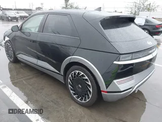 2023 Hyundai Ioniq 5 Limited z VIN KM8KRDAF1PU169550, wystawiony jako IAAI lot #41583097 z przebiegiem 17 430 mil mil oraz . Historia ofert i sprzedaży dostępna na DreamBid. Obrazek 3.