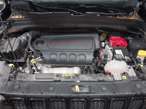 2020 Jeep Renegade Sport z VIN ZACNJBAB0LPL78426, wystawiony jako IAAI lot #41365246 z przebiegiem 16 100 mil mil oraz . Historia ofert i sprzedaży dostępna na DreamBid. Obrazek 10.
