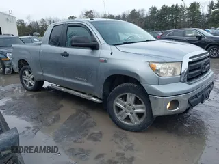 2010 Toyota Tundra 4WD Truck with VIN 5TFUY5F19AX157218, listed as a IAAI auction lot 41653872 with 190,520 mi miles. Bid and sale history available at carsss.com. Image 1.