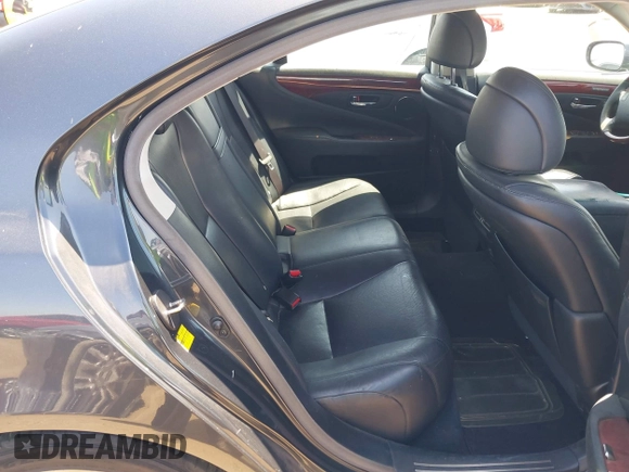2007 Lexus LS 460 with VIN JTHBL46F275026095, listed as a IAAI auction lot 42168849 with 241,137 mi miles. Bid and sale history available at carsss.com. Image 8.