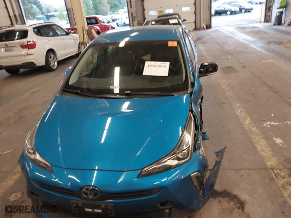 2022 Toyota Prius LE with VIN JTDL9MFU8N3032821, listed as a IAAI auction lot 40502056 with 70,009 mi miles. Bid and sale history available at carsss.com. Image 12.