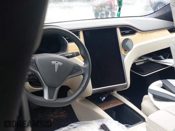 2020 Tesla Model S Long Range с VIN 5YJSA1E21LF413251, выставлен на аукционе IAAI как лот 42350131 с пробегом 16 427 миль миль и . История ставок и продаж доступна на DreamBid. Изображение 16.