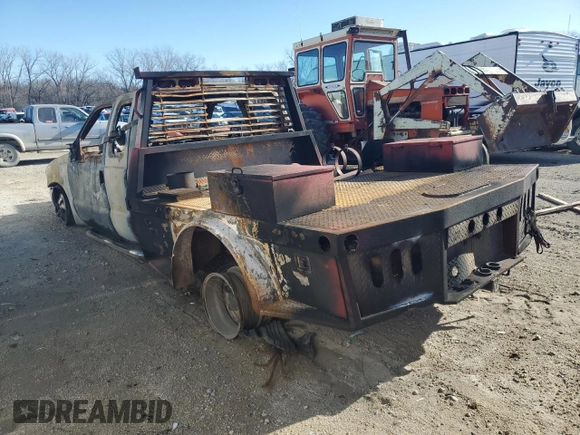 1999 Ford F-350 with VIN 1FTWX32F4XEC30730, listed as a Copart auction lot 83823424 with Not provided miles and Non repairable. Bid and sale history available at DreamBid. Image 2.