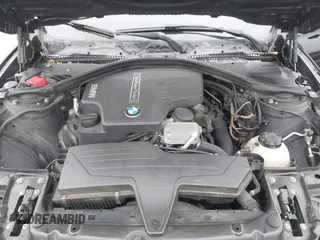 2014 BMW 3 Series 320i with VIN WBA3B1C59EK130839, listed as a IAAI auction lot 41225364 with 131,312 mi miles. Bid and sale history available at carsss.com. Image 10.