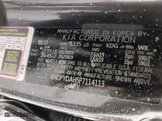 2023 Kia Sportage Plug-In Hybrid X-Line with VIN KNDPYDAH5P7114113, listed as a IAAI auction lot 41346065 with 5,625 mi miles. Bid and sale history available at carsss.com. Image 9.