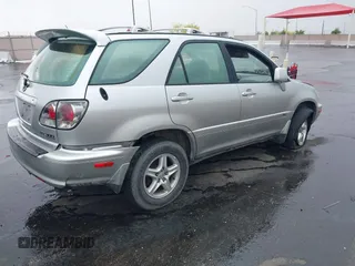 2001 Lexus RX 300 with VIN JTJGF10UX10106167, listed as a IAAI auction lot 42191985 with 194,200 mi miles and . Bid and sale history available at DreamBid. Image 4.