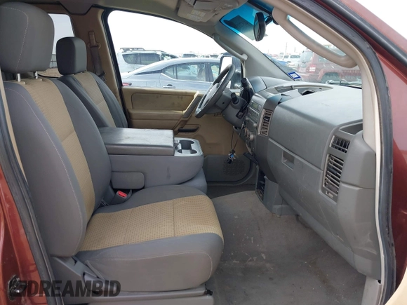 2004 Nissan Titan XE with VIN 1N6AA06A04N508069, listed as a IAAI auction lot 41571931 with 180,119 mi miles. Bid and sale history available at carsss.com. Image 5.