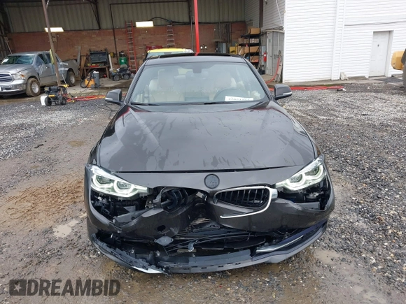 2016 BMW 3 Series 328i z VIN WBA8E9G52GNT45955, wystawiony jako IAAI lot #42051162 z przebiegiem 85 791 mil mil oraz . Historia ofert i sprzedaży dostępna na DreamBid. Obrazek 13.