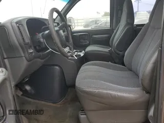 2002 GMC Savana z VIN 1GJHG39G021105787, wystawiony jako Copart lot #85583094 z przebiegiem 237 470 mil mil oraz Szkoda całkowita • Salvage title. Historia ofert i sprzedaży dostępna na DreamBid. Obrazek 7.
