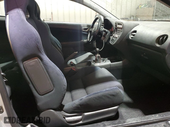2006 Acura RSX z VIN JH4DC53856S016813, wystawiony jako Copart lot #58326455 z przebiegiem 182 421 mil mil oraz Szkody całkowita. Historia ofert i sprzedaży dostępna na DreamBid. Obrazek 10.