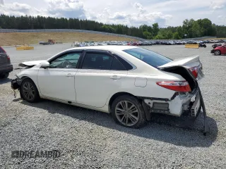 2015 Toyota Camry XLE z VIN 4T1BF1FK8FU044038, wystawiony jako Copart lot #56412165 z przebiegiem 68 363 mil mil oraz Czysty tytuł • Clean title. Historia ofert i sprzedaży dostępna na DreamBid. Obrazek 2.