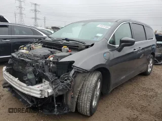 2018 Chrysler Pacifica Hybrid Touring Plus с VIN 2C4RC1H73JR359307, выставлен на аукционе Copart как лот 81574164 с пробегом 133 830 миль миль и Списание • Salvage title. История ставок и продаж доступна на DreamBid. Изображение 1.