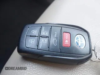 2021 Toyota Sienna XLE z VIN 5TDYRKEC2MS028134, wystawiony jako IAAI lot #42152640 z przebiegiem 107 427 mil mil oraz . Historia ofert i sprzedaży dostępna na DreamBid. Obrazek 11.