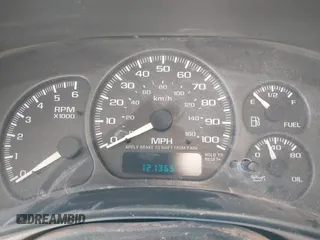 2002 GMC Yukon XL SLT with VIN 1GKFK16Z72J253852, listed as a IAAI auction lot 41606033 with 121,365 mi miles. Bid and sale history available at carsss.com. Image 7.