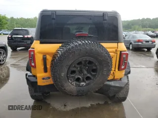 2022 Ford Bronco с VIN 1FMEE5DP5NLB51641, выставлен на аукционе Copart как лот 56281205 с пробегом 37 683 миль миль и Списание • Salvage title. История ставок и продаж доступна на DreamBid. Изображение 6.