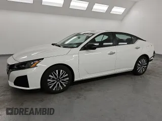 2025 Nissan Altima SV with VIN 1N4BL4DV0SN348325, listed as a Copart auction lot 53390145 with 3,351 mi miles and Clean Title. Bid and sale history available at carsss.com. Image 1.