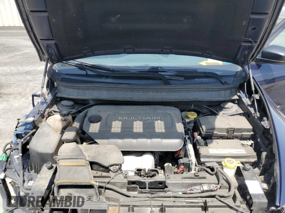 2015 Jeep Cherokee Sport с VIN 1C4PJLAB5FW695241, выставлен на аукционе Copart как лот 60779715 с пробегом 87 272 миль миль и Списание • Salvage title. История ставок и продаж доступна на DreamBid. Изображение 12.