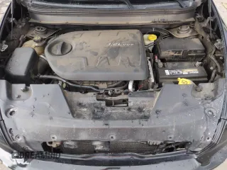 2014 Jeep Cherokee Limited z VIN 1C4PJMDS2EW193884, wystawiony jako Copart lot #60337095 z przebiegiem 114 080 mil mil oraz Szkoda całkowita • Salvage title. Historia ofert i sprzedaży dostępna na DreamBid. Obrazek 12.
