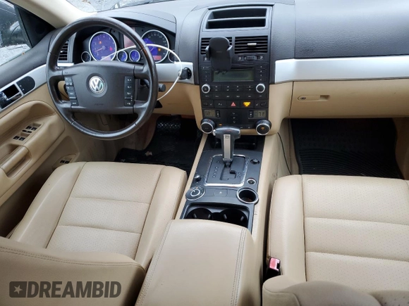 2008 Volkswagen Touareg V6 with VIN WVGBE77LX8D045580, listed as a Copart auction lot 51677485 with 108,062 mi miles and Clean title. Bid and sale history available at DreamBid. Image 8.