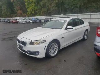 2014 BMW 5 Series 528i xDrive with VIN WBA5A7C52ED614418, listed as a Copart auction lot 68406324 with 139,548 mi miles and Salvage Title. Bid and sale history available at carsss.com. Image 1.
