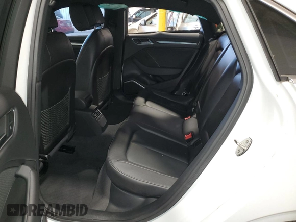 2019 Audi A3 Sedan Premium Plus with VIN WAUJEGFF5K1025058, listed as a Copart auction lot 68243113 with 29,377 mi miles. Bid and sale history available at carsss.com. Image 10.