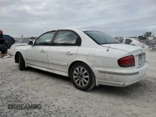 2003 Hyundai Sonata GLS with VIN KMHWF35H03A879762, listed as a Copart auction lot 84282744 with 192,132 mi miles and Salvage Title. Bid and sale history available at carsss.com. Image 2.