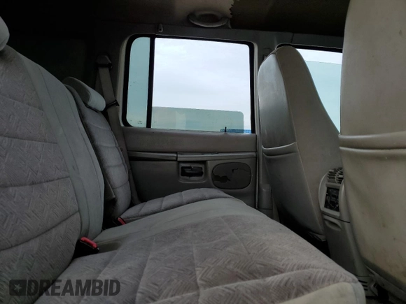 1998 Ford Explorer XL with VIN 1FMZU34E4WUB55537, listed as a Copart auction lot 58365085 with 227,785 mi miles and Non repairable. Bid and sale history available at DreamBid. Image 12.