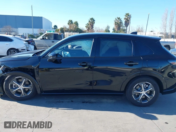 2025 Honda HR-V EX-L z VIN 3CZRZ1H76SM713709, wystawiony jako IAAI lot #41401596 z przebiegiem 3 428 mil mil oraz . Historia ofert i sprzedaży dostępna na DreamBid. Obrazek 14.
