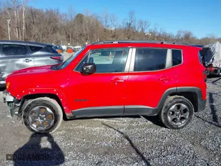 2016 Jeep Renegade Sport with VIN ZACCJBAT1GPD62972, listed as a IAAI auction lot 41285354 with 127,194 mi miles. Bid and sale history available at carsss.com. Image 14.