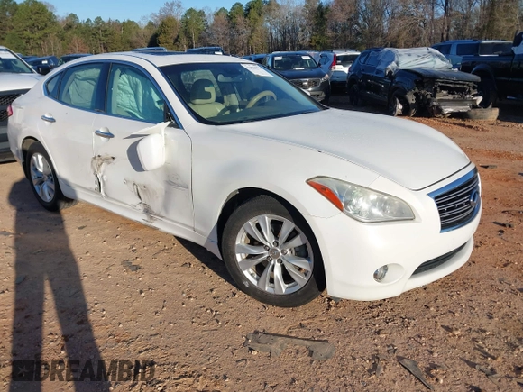 2011 Infiniti M37 with VIN JN1BY1AP5BM323915, listed as a IAAI auction lot 41822773 with 184,129 mi miles. Bid and sale history available at carsss.com. Image 1.