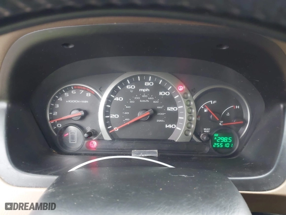 2004 Honda Pilot EX with VIN 2HKYF18604H582741, listed as a IAAI auction lot 41572039 with 225,101 mi miles. Bid and sale history available at carsss.com. Image 7.