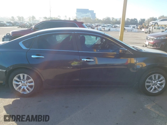 2015 Nissan Altima S with VIN 1N4AL3AP3FC410037, listed as a IAAI auction lot 41246632 with 140,174 mi miles and . Bid and sale history available at DreamBid. Image 14.