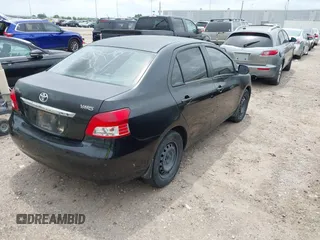 2007 Toyota Yaris with VIN JTDBT923271080059, listed as a IAAI auction lot 42142312 with 1 mi miles. Bid and sale history available at carsss.com. Image 4.