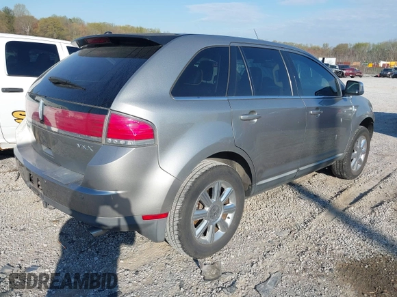 2008 Lincoln MKX with VIN 2LMDU68C98BJ12197, listed as a IAAI auction lot 41883988 with 147,142 mi miles. Bid and sale history available at carsss.com. Image 4.