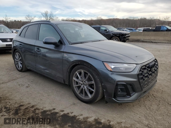 2023 Audi Q5 S line Premium Plus with VIN WA1E2AFY4P2069690, listed as a Copart auction lot 80200504 with 28,090 mi miles and Salvage title. Bid and sale history available at DreamBid. Image 4.