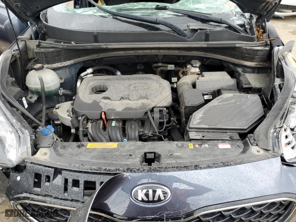 2020 Kia Sportage LX with VIN KNDPM3AC4L7779301, listed as a Copart auction lot 60274384 with 27,820 mi miles and Non Repairable. Bid and sale history available at carsss.com. Image 12.