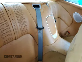 2017 Aston Martin DB11 z VIN SCFRMFAV2HGL00765, wystawiony jako Copart lot #87010474 z przebiegiem Nie podano mil oraz Nie do naprawy. Historia ofert i sprzedaży dostępna na DreamBid. Obrazek 10.