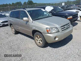 2005 Toyota Highlander with VIN JTEGD21A750121052, listed as a IAAI auction lot 42323082 with 227,457 mi miles and . Bid and sale history available at DreamBid. Image 1.