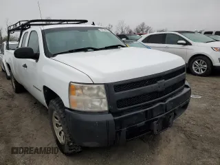 2008 Chevrolet Silverado 1500 LT w/2LT with VIN 1GCEC190X8E122966, listed as a Copart auction lot 79776574 with 396,235 mi miles and Clean Title. Bid and sale history available at carsss.com. Image 4.