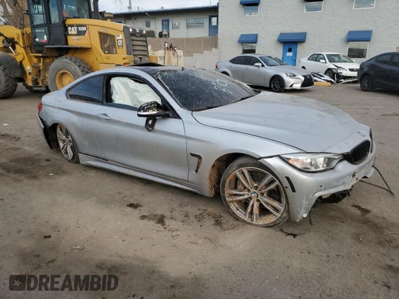2016 BMW 4 Series 435i xDrive с VIN WBA3R5C50GK374062, выставлен на аукционе Copart как лот 46268235 с пробегом 76 878 миль миль и Списание • Salvage title. История ставок и продаж доступна на DreamBid. Изображение 4.